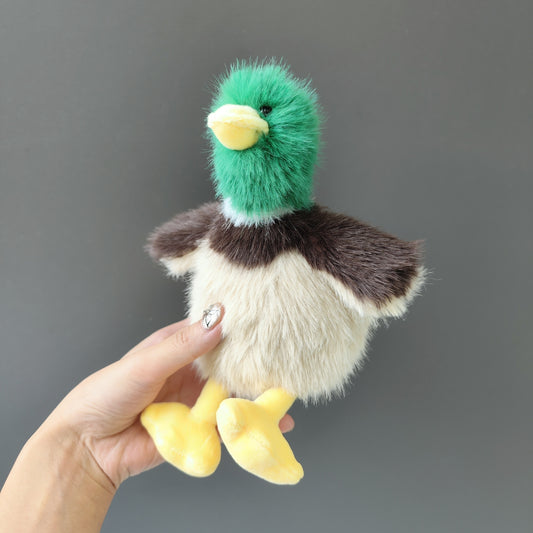 1pc Soft Polyester Mallard Duck Plush Toy, Collectible Simulated Duck Stuffed Animal, Cute Green Head Duck Plushie, Perfect Gift for Friends, Wedding, Christmas, Halloween Room Decor - No Electricity Needed